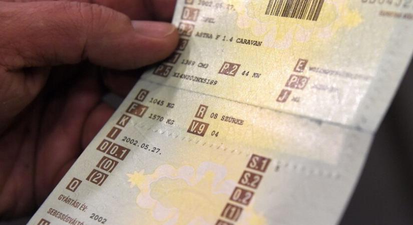 Tovább csökkennek a motorok biztosítási díjai - Havi 600 forint alatt az átlag