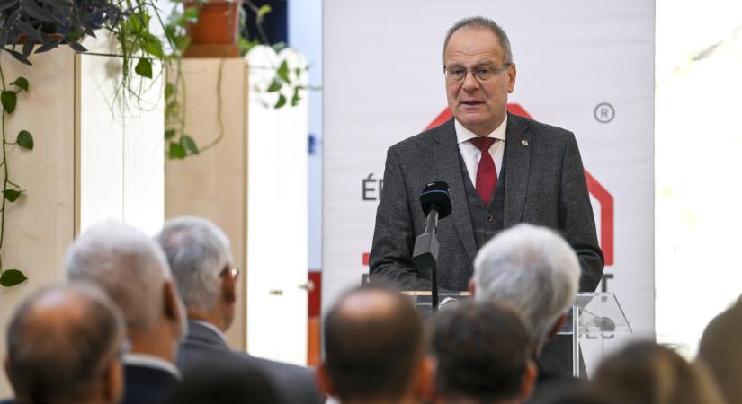 Navracsics Tibor: változtatni kell a szolidaritási adó mechanizmusán, Karácsony Gergely is elmondhatja a javaslatait