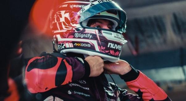 Egy seggbe rúgás mentette meg Antonellit