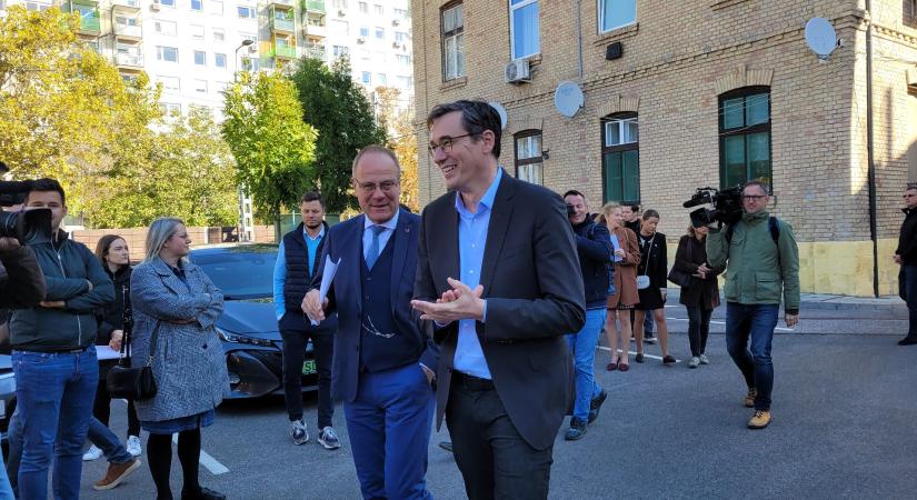 Karácsony Gergellyel is tárgyalna Navracsics Tibor