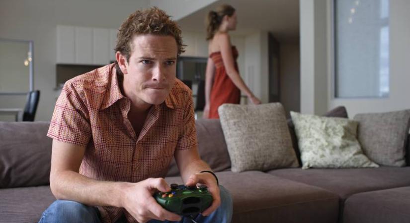 Ha ezeket csinálja a férfi, akkor egy igazi manchild – Nem a társad, hanem inkább a gyereked