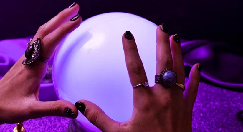 Napi horoszkóp 2025. november 19: ma minden jegy előtt sorsfordító lehetőség áll