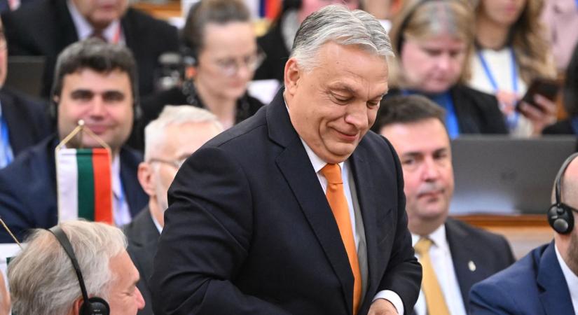 Orbán Viktort ostorozta, majd két mondattal később meg is cáfolta magát a CDU-s politikus