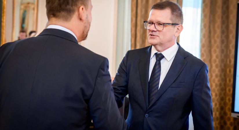 Kmec hivatala cáfolja a PS vádjait és feljelentést tesz rágalmazásért