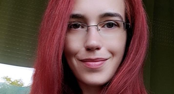 Bezárom az ajtót – A nagykanizsai Varga Anita verse