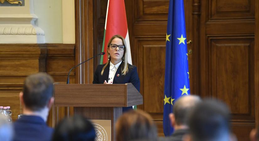 Balatoni Katalin: A kormány további iskolák felújítását, építését készíti elő