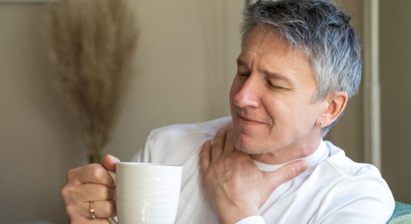 Torokfájás: hideget vagy meleget igyunk? Meglepő, mi segít igazán