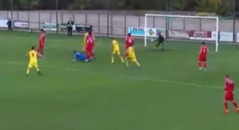 Ollózós góllal juttatta tovább csapatát a hős kapus, ez Puskás-díjra is esélyes