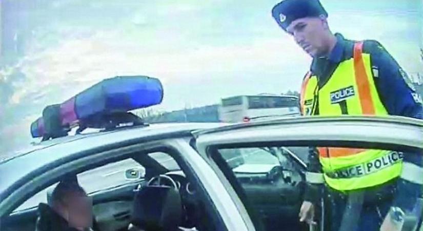 Testkamerákkal figyelhetik a sofőröket a magyar utakon – Mutatjuk, mit ellenőriznek