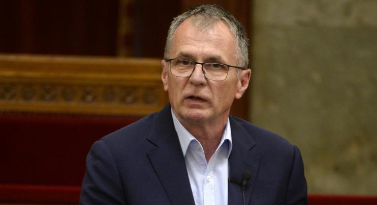 Itt a legújabb kormánydöntés: bezárják a „drogfészkeket”