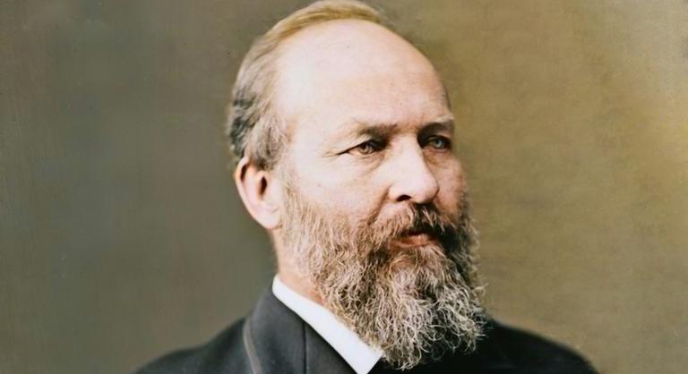 Saját orvosai ölték meg az amerikai elnököt, nem a merénylő fegyvere