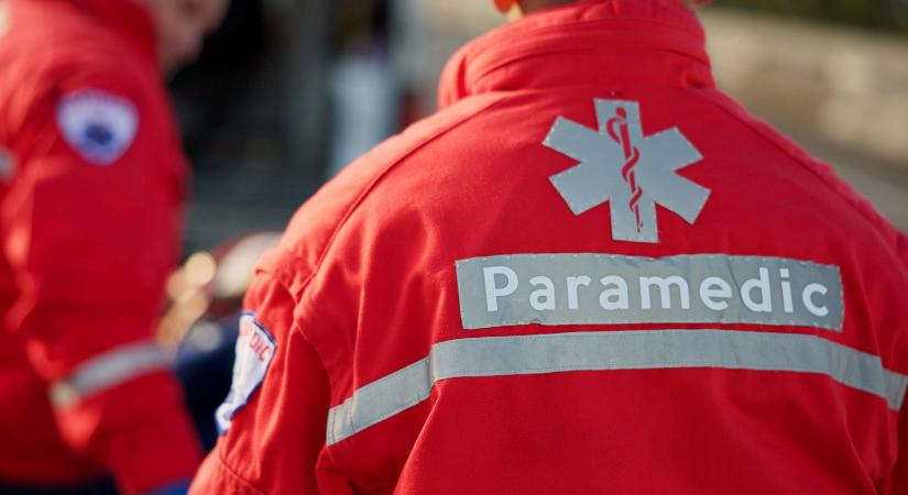 Halálos szívrohamot kapott egy italbolt alkalmazottja, közben valaki kipakolta a széfet