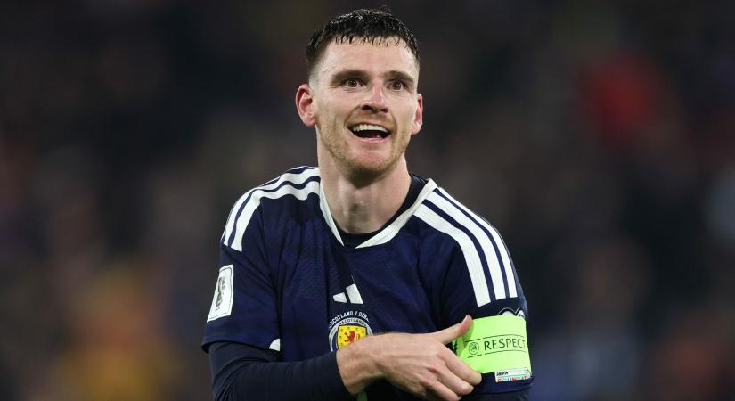 „Tudom, most valahol mosolyog rám” – a skótok liverpooli hőse megtört a kamerák előtt