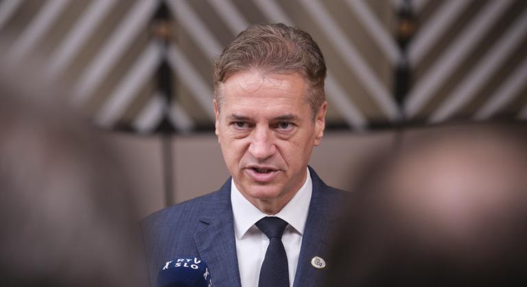 Biztonsági fenyegetésként kezeli a romák által lakott negyedeket egy új szlovén törvény