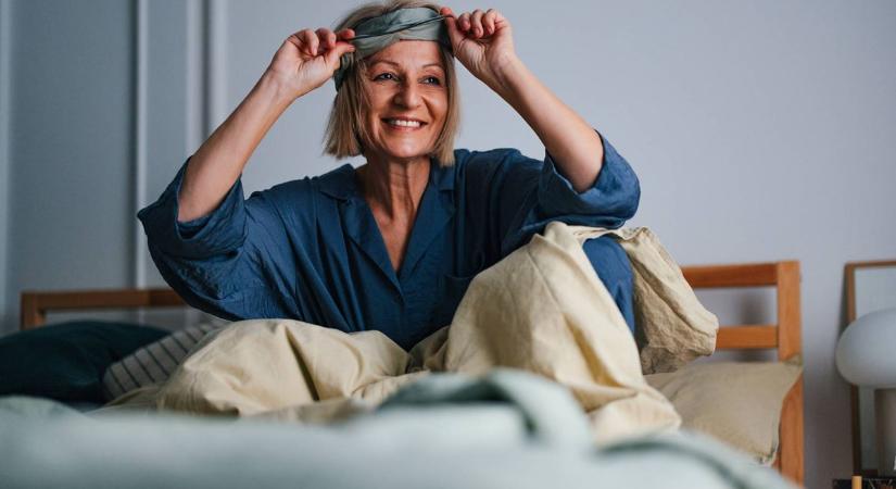 Évekkel fiatalabbnak tűnsz, ha így indítod a reggelt – 5 filléres, de hatásos trükk