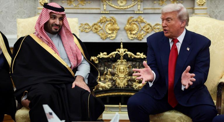 Robbanásközeli állapotban lehetett az univerzum, a Fehér Házban találkozott a világ két legismertebb embere