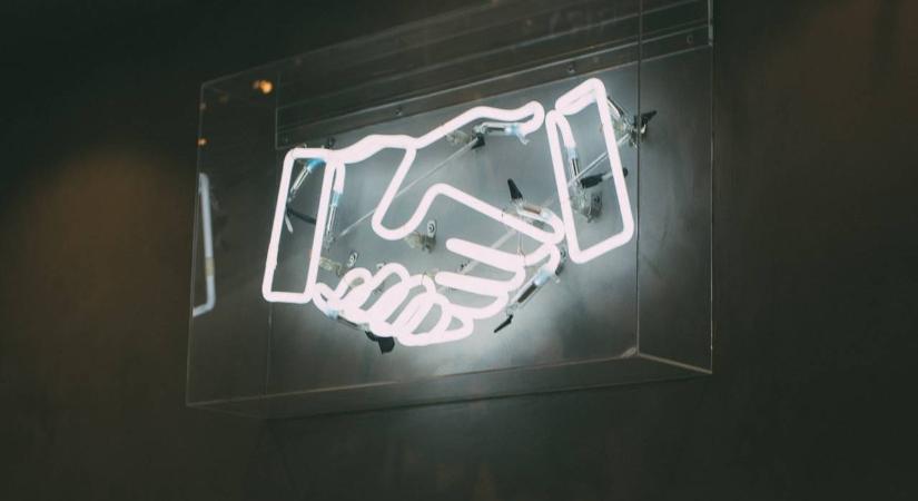 George Lazar: A zavaros magyar külpolitika az USÁ-ból nézve