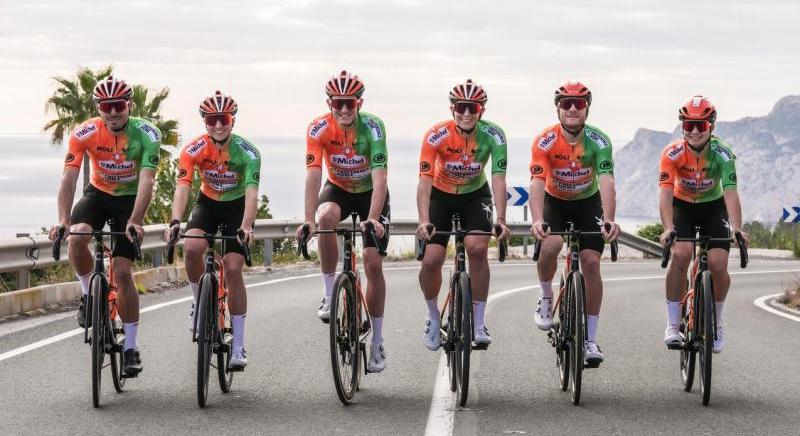 A Premier Tech váratlan húzása: nem a sztárcsapatok, hanem egy francia sor lett a befutó