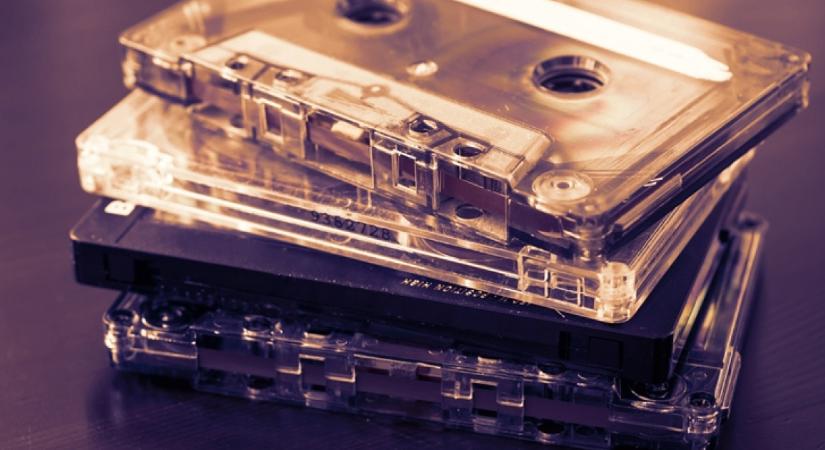 Hirtelen újra trendi lett gyerekkorod kedvenc zenehordozója: ha nálad is lapul egy példány, most tényleg aranyáron adhatod el