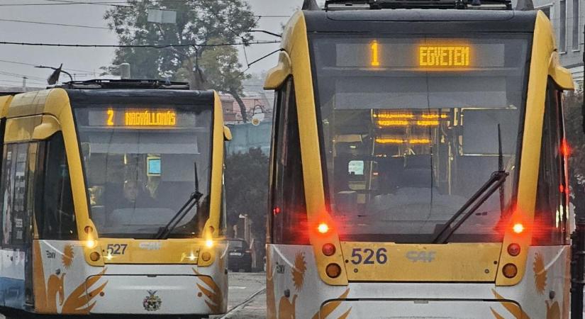 Több szakaszban közlekednek az 1-es és 2-es villamosok Debrecenben