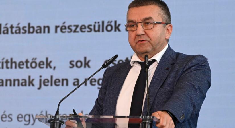 Czomba Sándor: A kormányzati intézkedések hatásai látszanak a bérek növekedésében