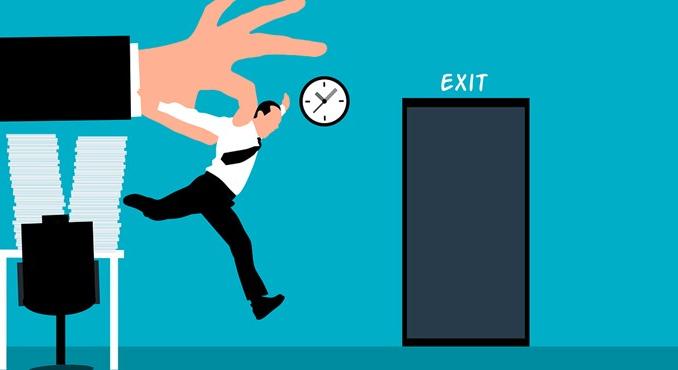 Rajta volt a kiszivárgott tiszás listán - egy 22 éves gyakornok szerint ezért rúgták ki a Külügyminisztériumból