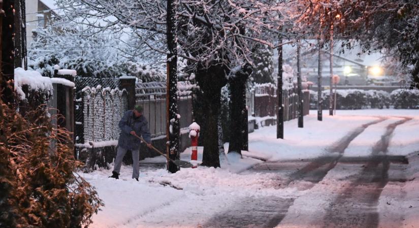 Káosz a láthatáron, brutális időjárás közelít: köd, eső, hó, minden egyszerre zúdul ránk