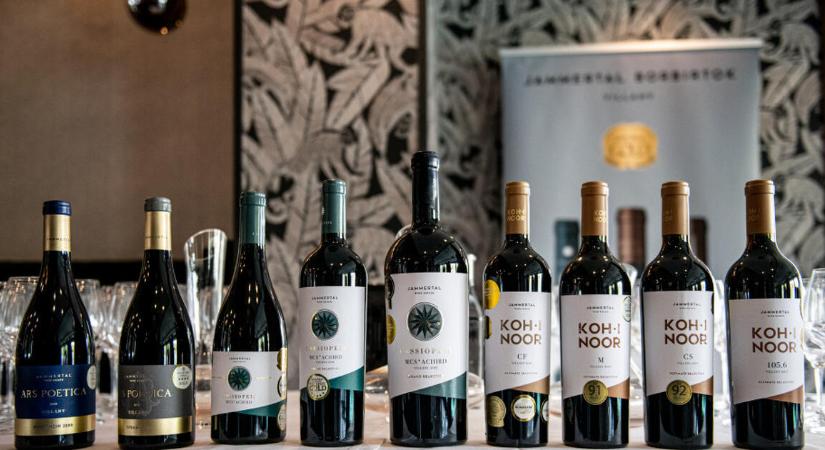 Zuhanó borfogyasztás: minőségi választ ad egy magyar borászat