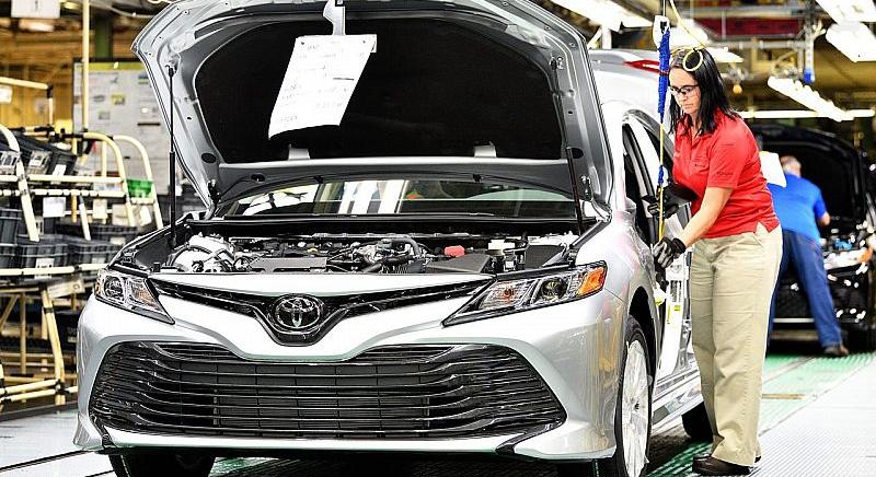 Jelentős amerikai beruházással erősíti hibridgyártását a Toyota