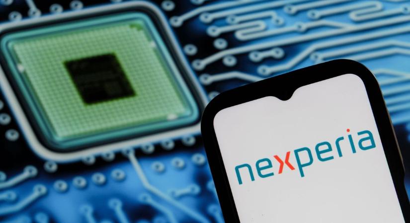 Áttörés a globális autóipart megbénító ügyben: teljes visszavonulót fújt a holland kormány, cserébe Peking is enged