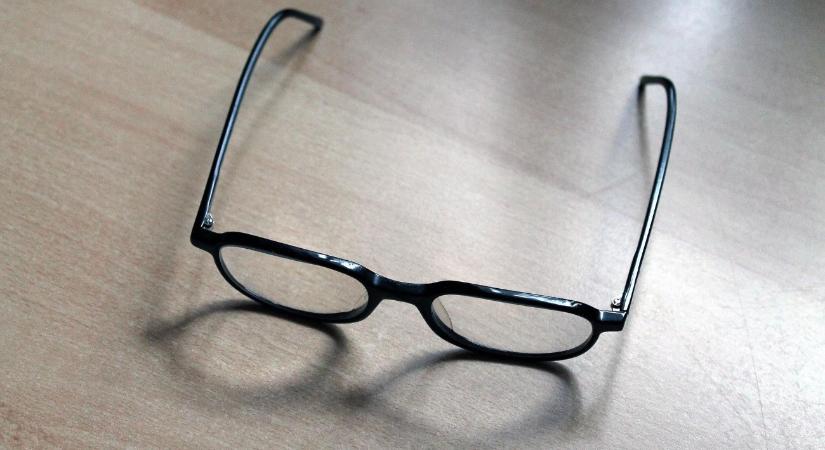 Gyerekek szemüvegvásárlását segítik