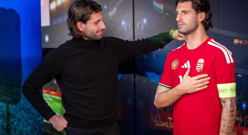 BEMUTATTÁK SZOBOSZLAI DOMINIK VIASZMÁSA