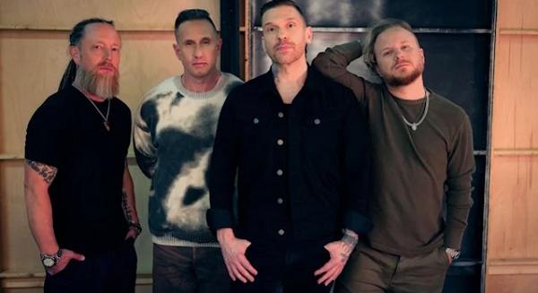 Szüleik és nagyszüleik zenéi előtt tiszteleg új dalával a Shinedown: 'Searchlight'