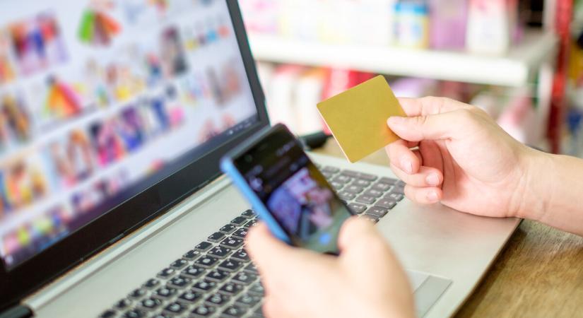 GVH: több mint egymilliárd forint bírságot és vásárlói kompenzációt fizet az About You Magyarországon