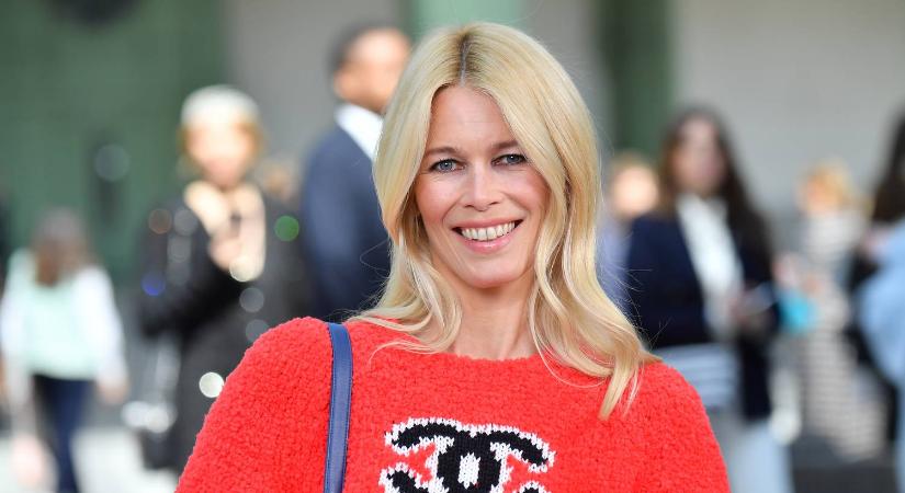 Claudia Schiffer lánya egy az egyben az anyukája hasonmása: merész fűzőben pózolt