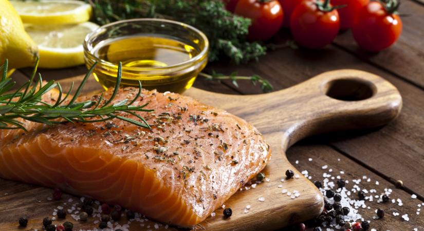 Lazac, garnéla, tenger csümölcsei - rengeteg terméket hív vissza a Spar