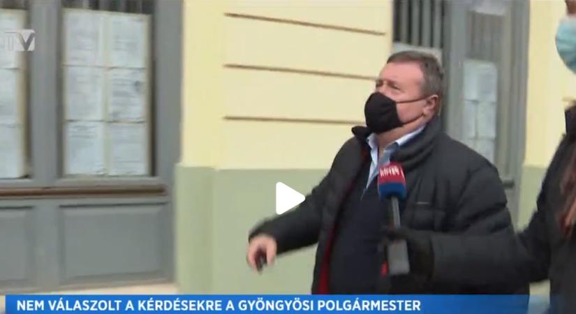 Elmenekült a kérdések elől Gyöngyös baloldali polgármestere (videó)