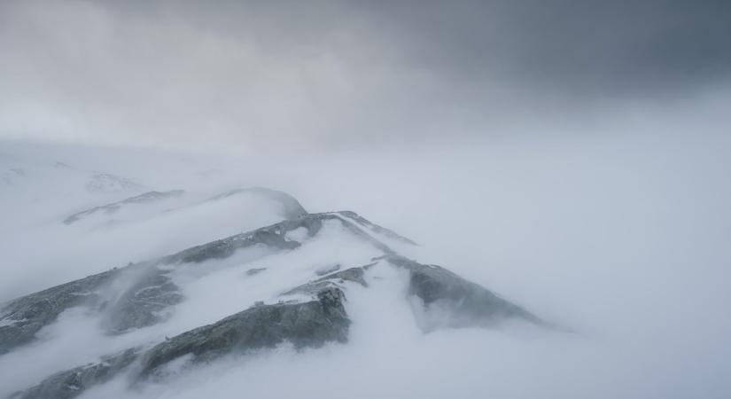 5 turista vesztette életét egy hatalmas hóviharban