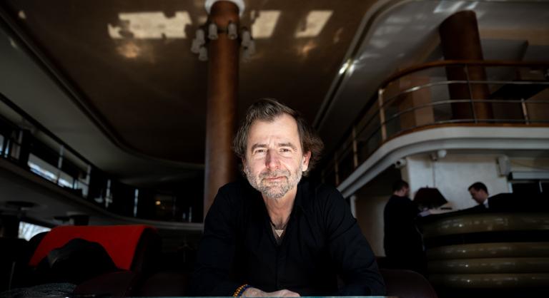 Grecsó Krisztián: Vannak kiváló konzervatív szerzők, de nem ülnek ki Orbán Viktor mögé