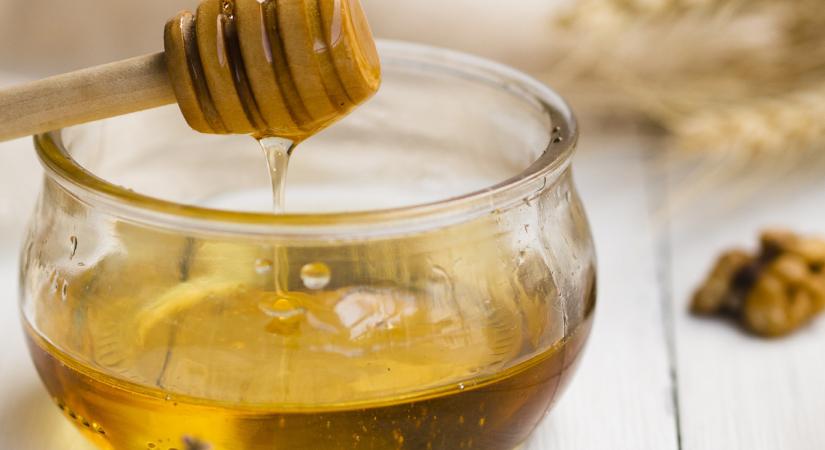 Csalók: Így ismerhető fel a hamis méz