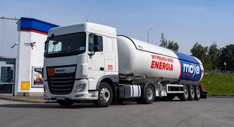 Megmozdul az egyik üzemanyag ára