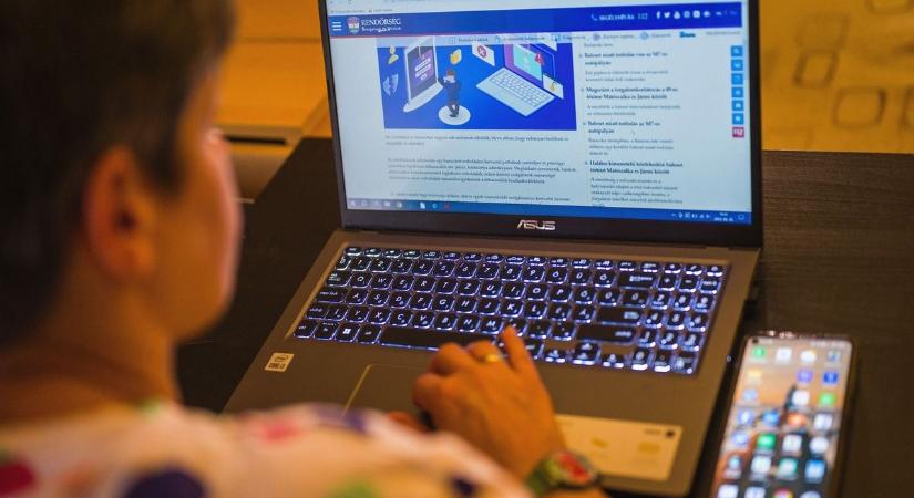 Megállt a fél internet – ez okozta a problémát!