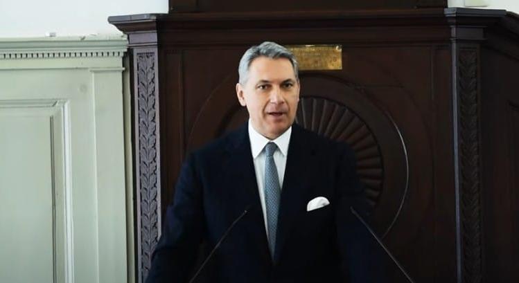 Lázár János lázadása: így büntetné a Strabagot