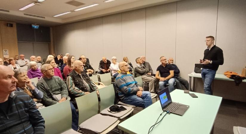 A szelektív hulladékgyűjtésről tartottak előadást Győrben