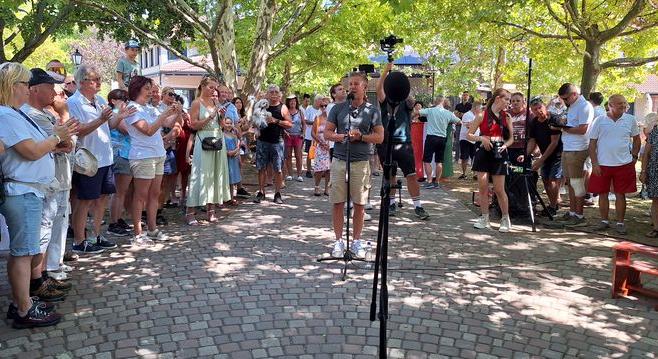 KUTATÁS – Jobban bíznak Magyar Péterben, mint Orbánban