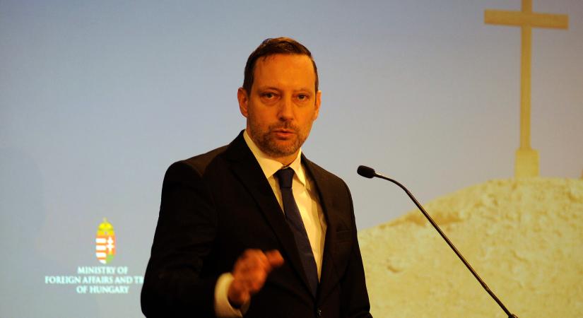 Azbej Tristan: A keresztényüldözést tragikusan alábecsülik