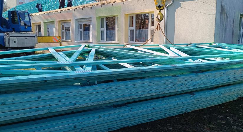 Beázások a lábatlani Zengő Óvodában