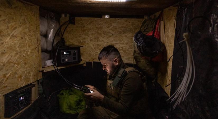 Drónokkal vadászik az ukrán drónok irányítóira egy rejtélyes orosz csapat Pokrovszknál