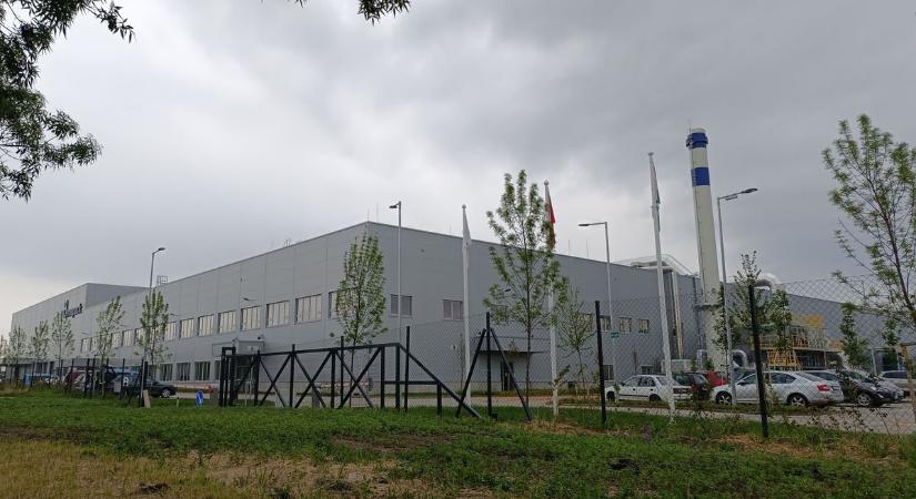 Nem titok többé, hányan dolgoznak a kínai gyárban és hogy ebből hány magyar (galéria)