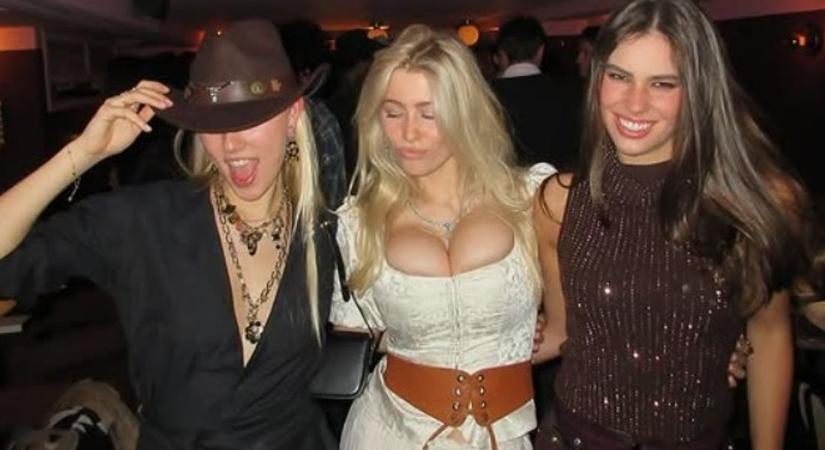 Claudia Schiffer 21 éves lánya kiköpött anyja: új fotóival őrületbe kergette követőit – galéria